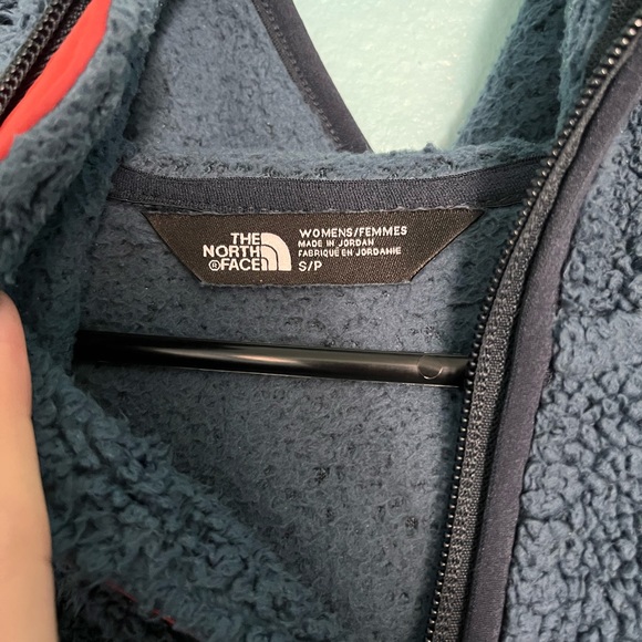 The North Face Campshire Pullover - Picture 3 of 6